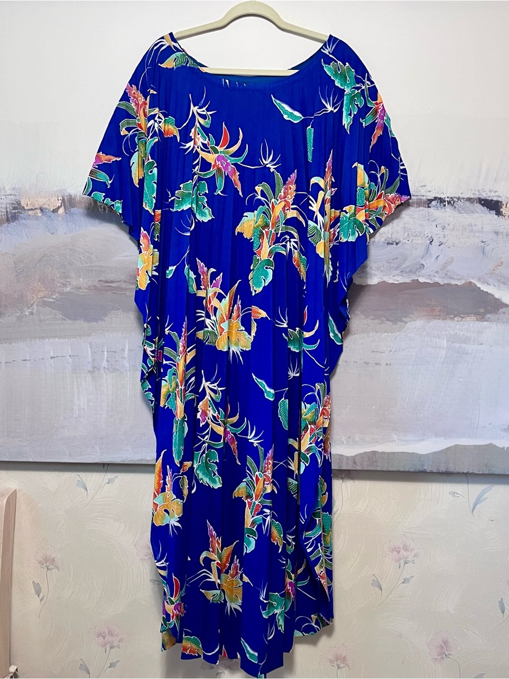 Vtg SAND PEBBLES HAWAII Tropical Muu Muu Floral Caftan Accordion Pleat ONE SIZE